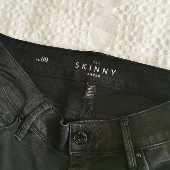 2/$50 White house Black market skinny jeans 00 - Picture 9 of 9